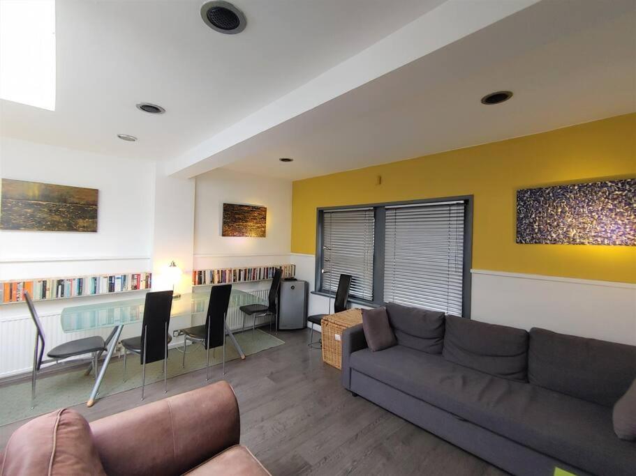 Stylish Apartment Near Carnaby Street, Sleeps 4. Londres Exterior foto